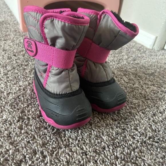 Kamik snow boots toddler girl size 6 - Picture 2 of 2